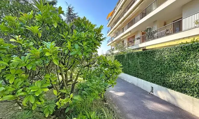 Недвижимость Villa Petit Juas: 19