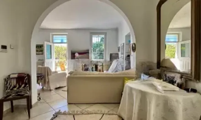 Недвижимость Villa Petit Juas: 5