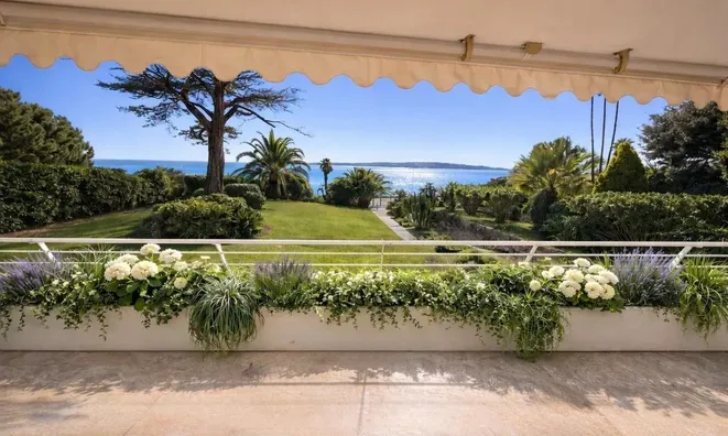Недвижимость Villa Pointe Croisette: 4