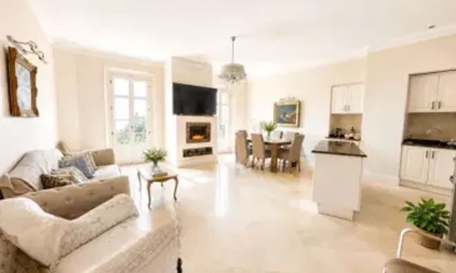 Недвижимость Villa Croix des Gardes: 2
