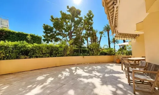 Недвижимость Villa Pointe Croisette: 1