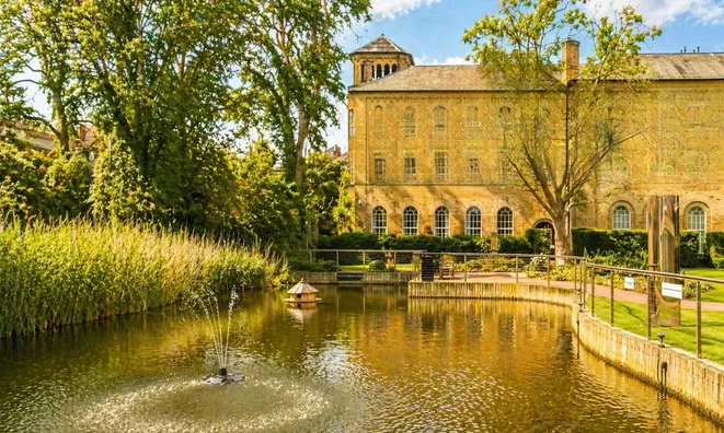 Недвижимость Coleridge Gardens: 5