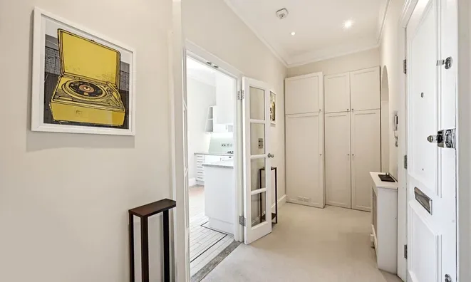 Недвижимость Sloane Court West: 1