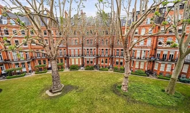 Недвижимость Egerton Gardens: 4