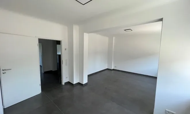 Недвижимость Semi-detached house 6 bedrooms for sale in Lamadelaine: 6