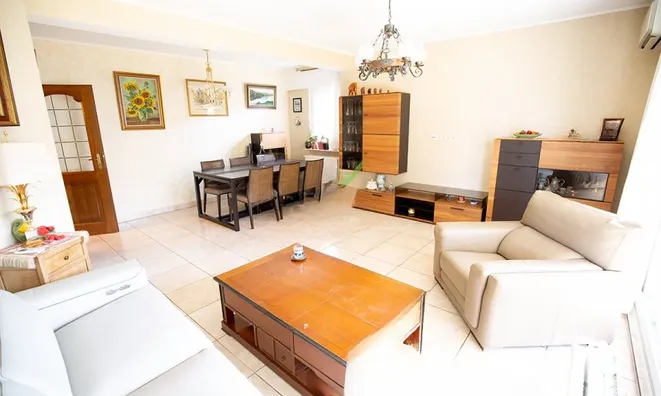 Недвижимость Apartment 2 bedrooms for sale in Howald: 2