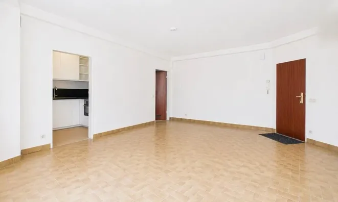 Недвижимость Studio for sale in Ettelbruck: 3