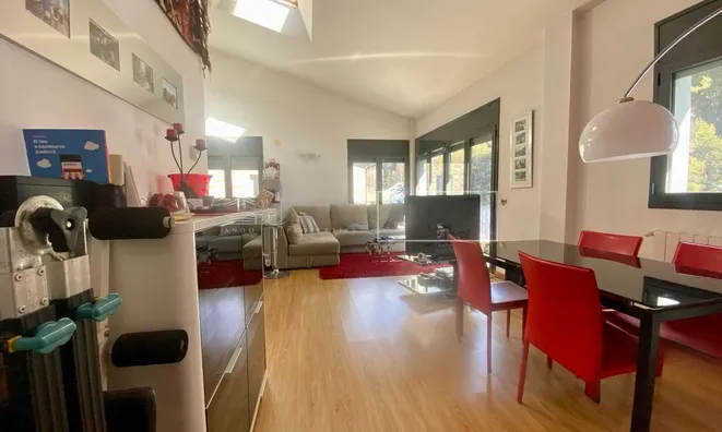 Недвижимость Charming attic with mountain views: 4