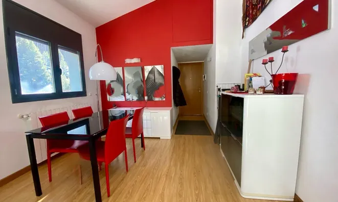 Недвижимость Charming attic with mountain views: 12