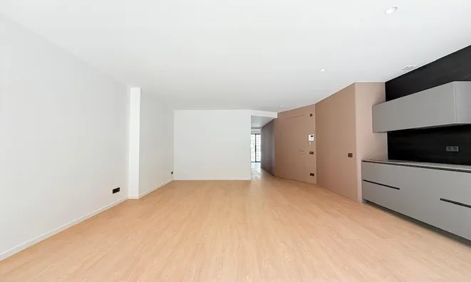 Недвижимость Apartment for sale in Andorra la Vella, 3 bedrooms: 4
