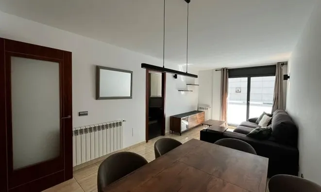 Недвижимость 3-bedroom apartment + 3 auxiliary rooms for sale in Encamp: 1
