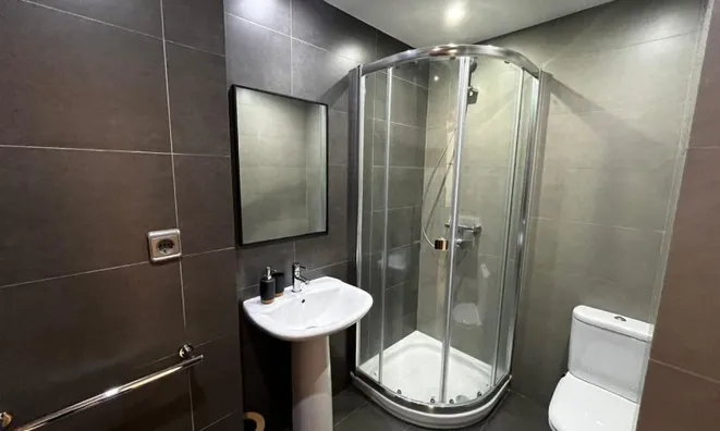 Недвижимость 3-bedroom apartment + 3 auxiliary rooms for sale in Encamp: 18