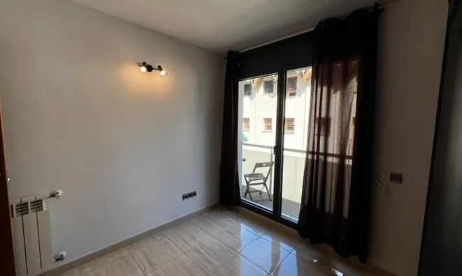 Недвижимость 3-bedroom apartment + 3 auxiliary rooms for sale in Encamp: 22
