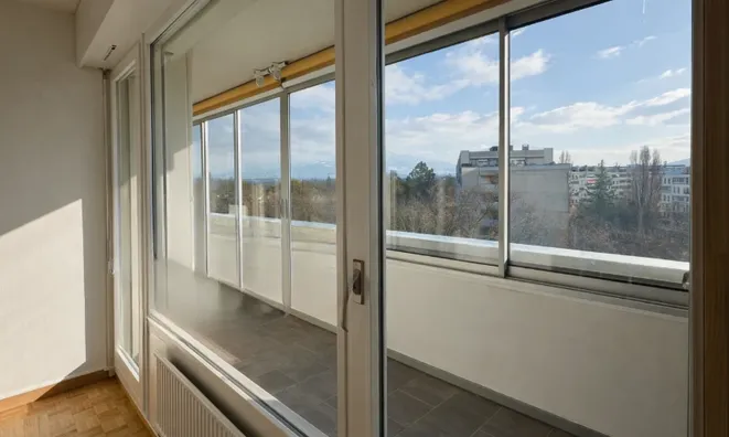 Недвижимость Apartment 4 rooms: 13