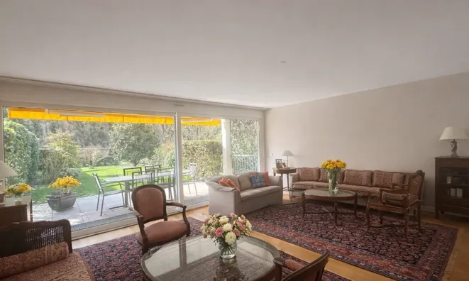 Недвижимость Single house 7 rooms: 5