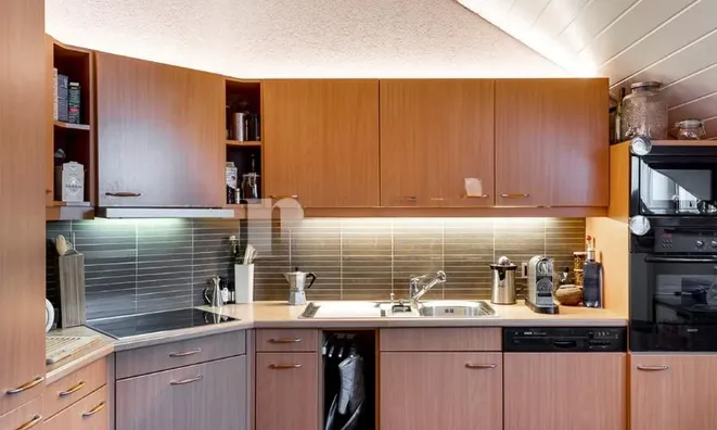 Недвижимость Apartment 6 rooms: 6