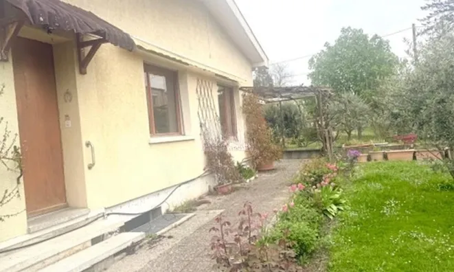 Недвижимость Single house 5 rooms: 3
