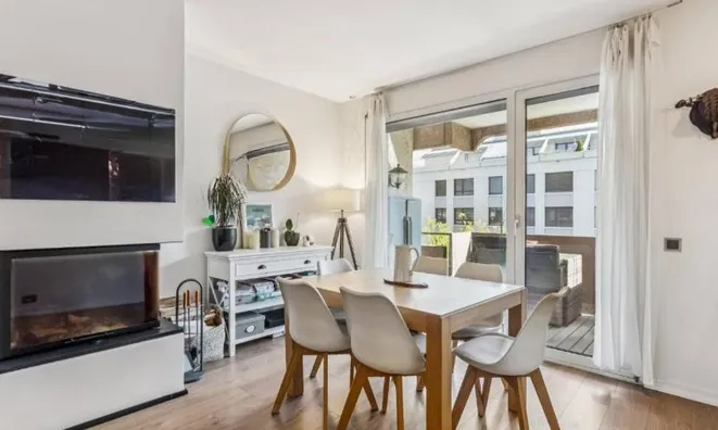 Недвижимость Apartment 5 rooms: 2