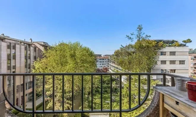 Недвижимость Apartment 5 rooms: 9