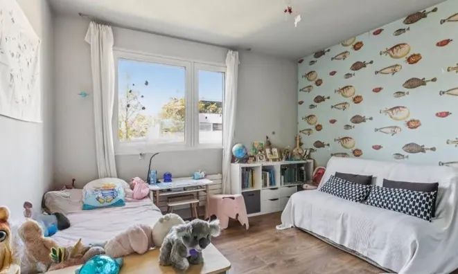 Недвижимость Apartment 5 rooms: 11