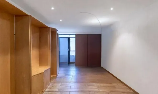 Недвижимость Row house: 3