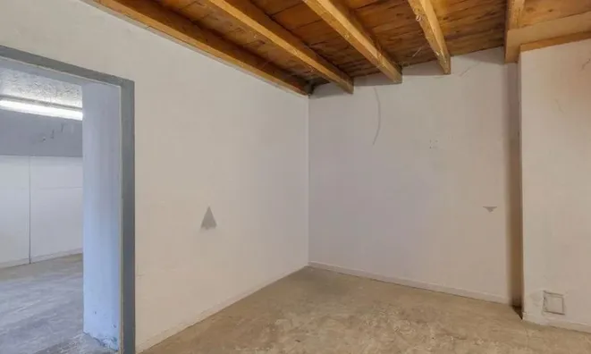 Недвижимость Row house: 6