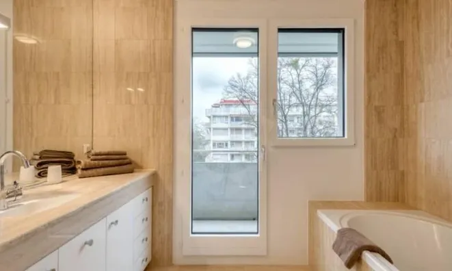 Недвижимость Apartment 5 rooms: 8