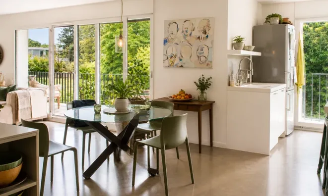 Недвижимость Apartment 6 rooms: 4