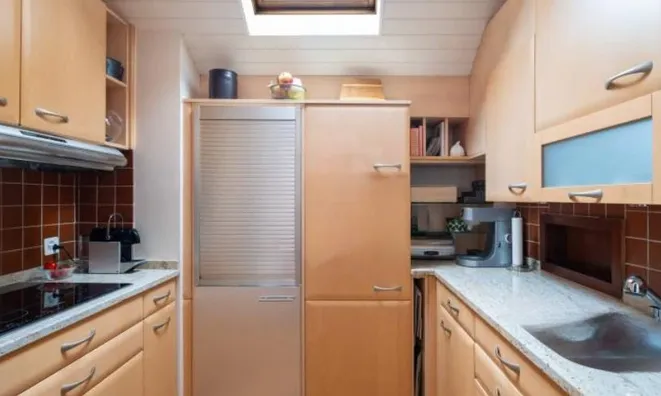 Недвижимость Apartment 4.5 rooms: 5