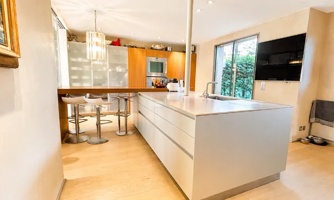 Недвижимость Row house 8 rooms: 7