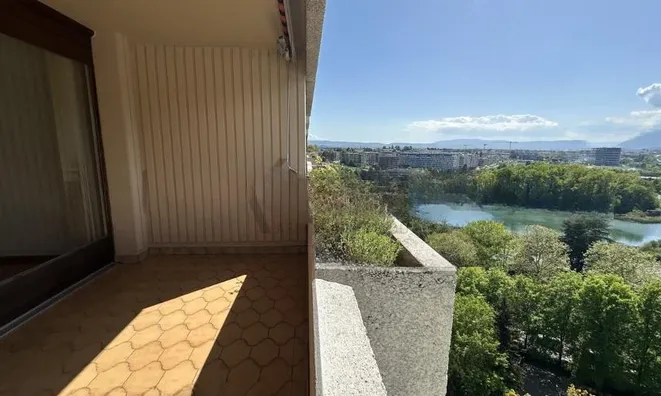 Недвижимость Apartment 5 rooms: 2