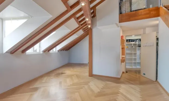 Недвижимость Attic flat 3 rooms: 2