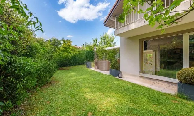 Недвижимость Single house 7 rooms: 6
