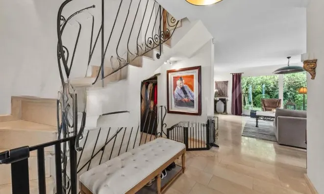 Недвижимость Single house 7 rooms: 7