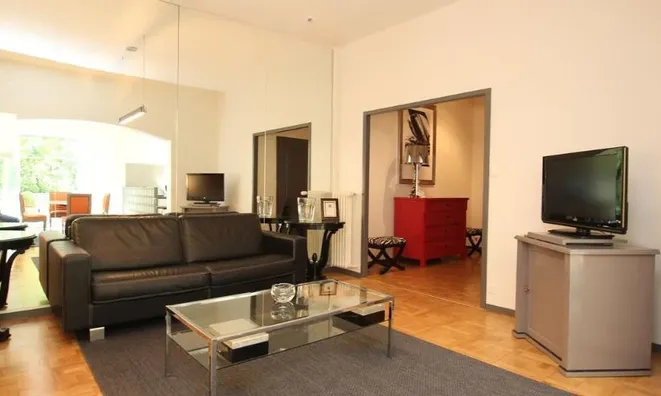 Недвижимость Apartment: 3