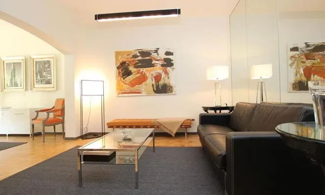 Недвижимость Apartment: 5