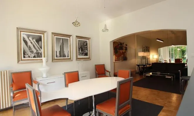 Недвижимость Apartment: 6