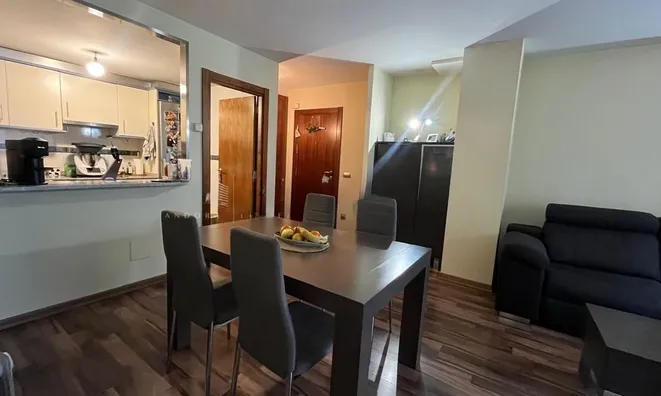 Недвижимость Apartment in Encamp with two bedrooms and parking: 1