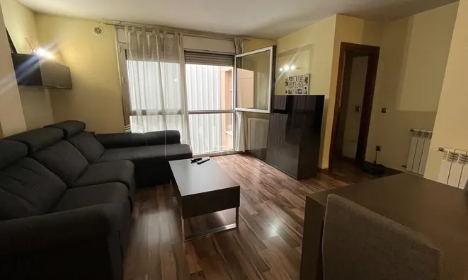 Недвижимость Apartment in Encamp with two bedrooms and parking: 3