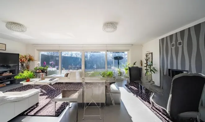 Недвижимость Villa 7.5 rooms: 5