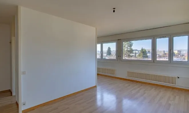 Недвижимость Apartment 3 rooms: 2
