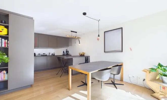 Недвижимость Single house 6 rooms: 1