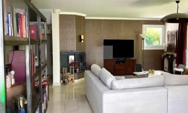 Недвижимость Single house 7 rooms: 6