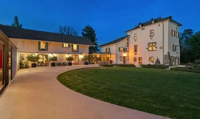 Недвижимость Single house 20 rooms: 1