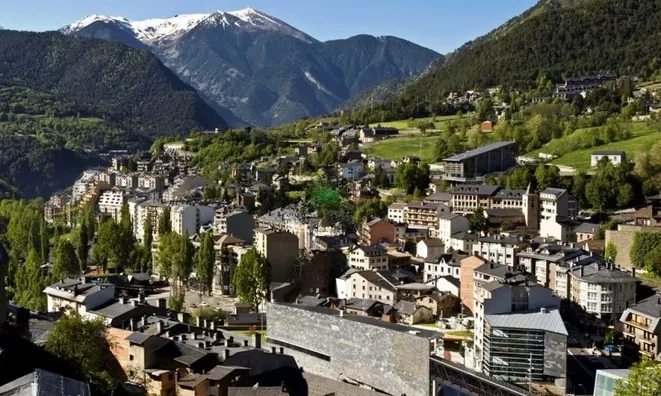 Недвижимость 2 bedroom apartment+2 auxiliary rooms for sale in La Massana: 6