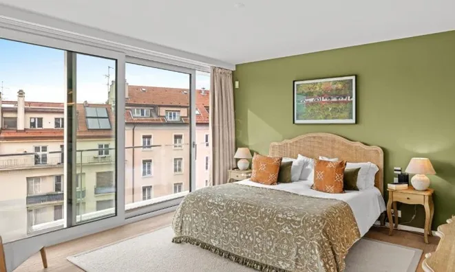 Недвижимость Apartment 5 rooms: 6
