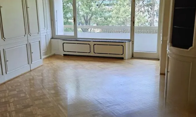 Недвижимость Apartment 4 rooms: 2
