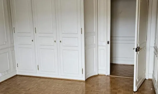 Недвижимость Apartment 4 rooms: 7