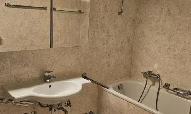 Недвижимость Apartment 4 rooms: 8