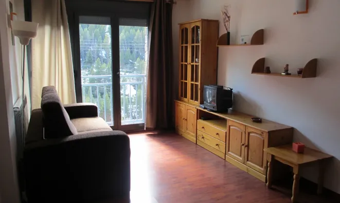 Недвижимость Cozy apartment for sale in Canillo: sun, views, close to slopes: 2